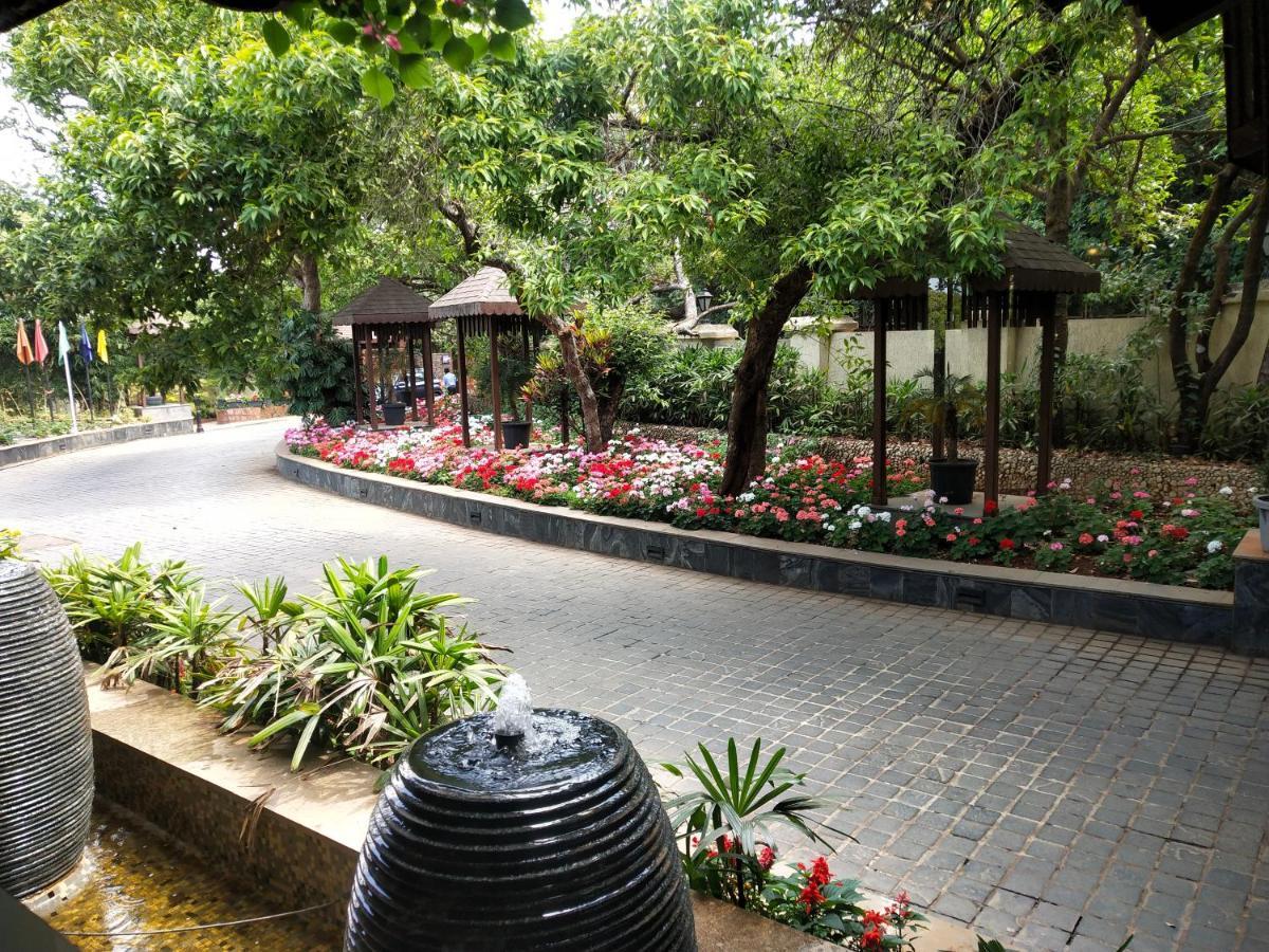 Regenta Mpg Club Mahabaleshwar Hotell Eksteriør bilde